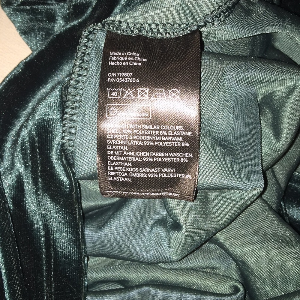 👗 H&M GREEN DRESS 👗 - Picture 6 of 7